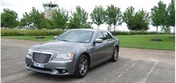 2013 CHRYSLER 300 4D SEDAN C