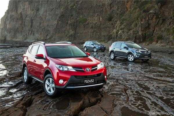 2013 TOYOTA RAV4