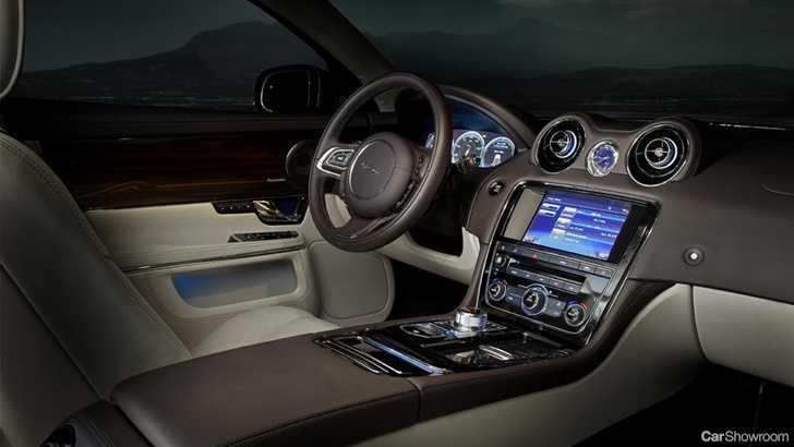 2013 JAGUAR XJ 4D SEDAN 5.0 SC V8 PORTFOLIO SWB