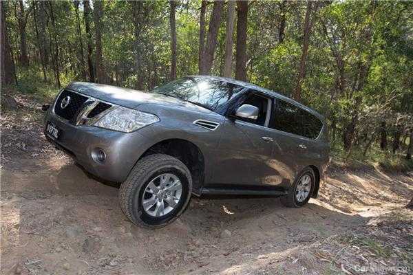 2013 NISSAN PATROL