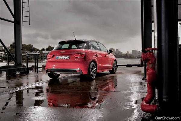 2012 AUDI A1 5D HATCHBACK