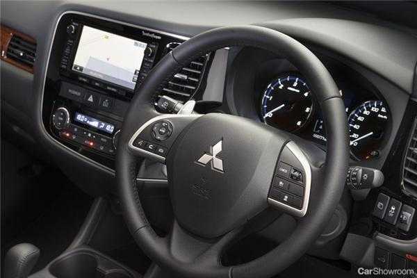 2012 MITSUBISHI OUTLANDER