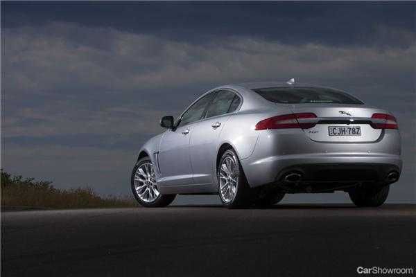 2012 JAGUAR XF 4D SEDAN