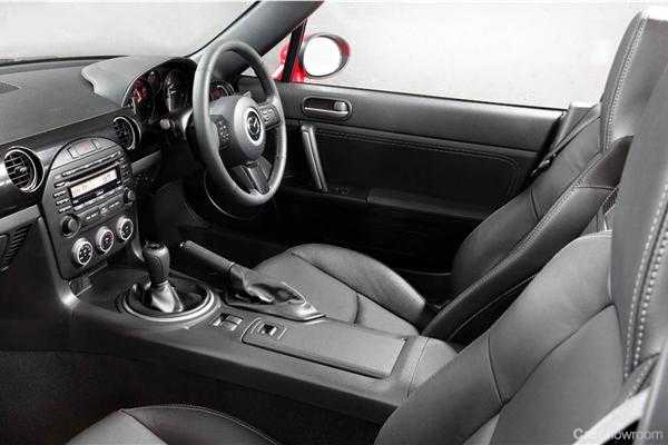 2012 MAZDA MX-5 2D CONVERTIBLE
