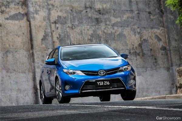 2012 TOYOTA COROLLA 5D HATCHBACK