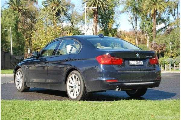 2012 BMW 3 4D SEDAN 20D MODERN LINE