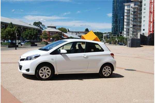 2012 TOYOTA YARIS 3D HATCHBACK YRS