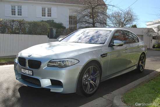 2012 BMW M5 4D SEDAN