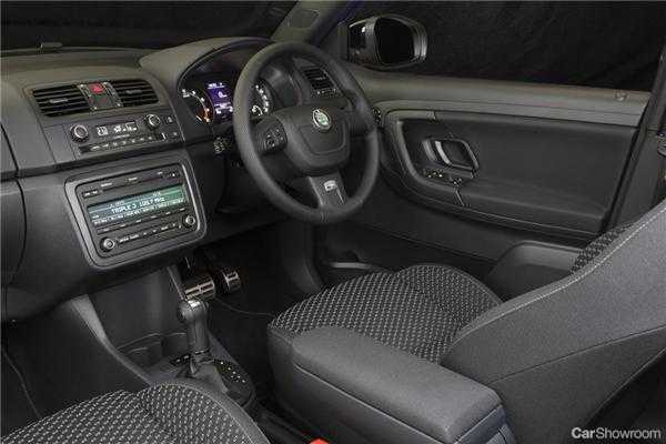 2012 SKODA FABIA