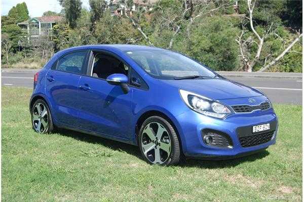 2012 KIA RIO