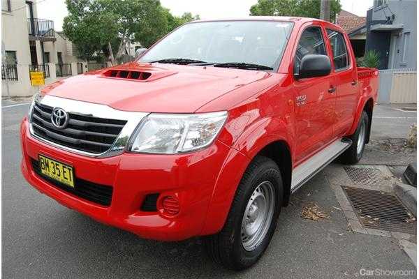 2012 TOYOTA HILUX DUAL CAB P/UP SR 4X4