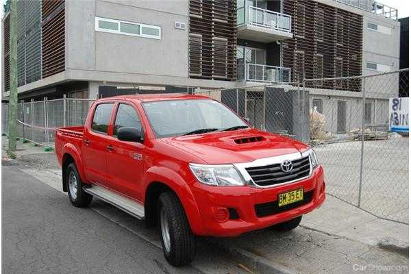 2012 TOYOTA HILUX DUAL CAB P/UP SR 4X4