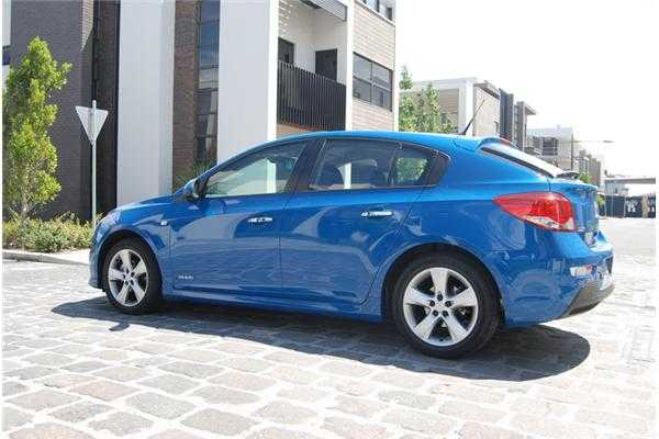 2012 HOLDEN CRUZE 5D HATCHBACK