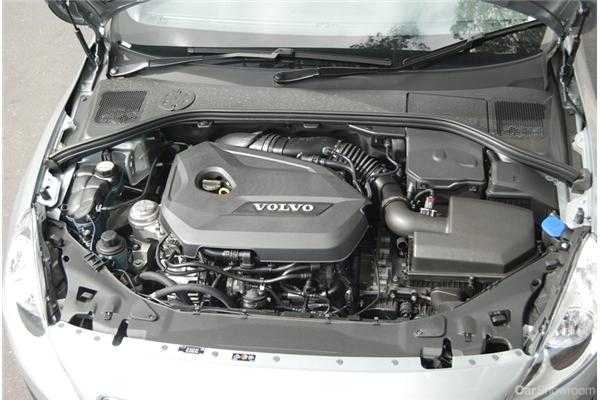 2012 VOLVO S60 4D SEDAN T4