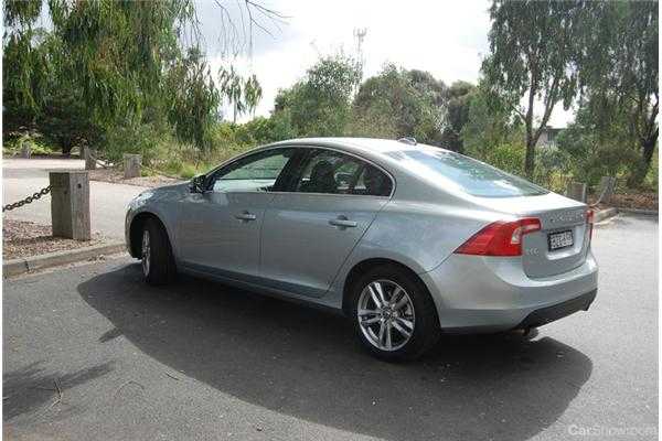 2012 VOLVO S60 4D SEDAN T4