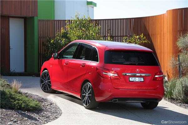 2012 MERCEDES-BENZ B200 5D HATCHBACK