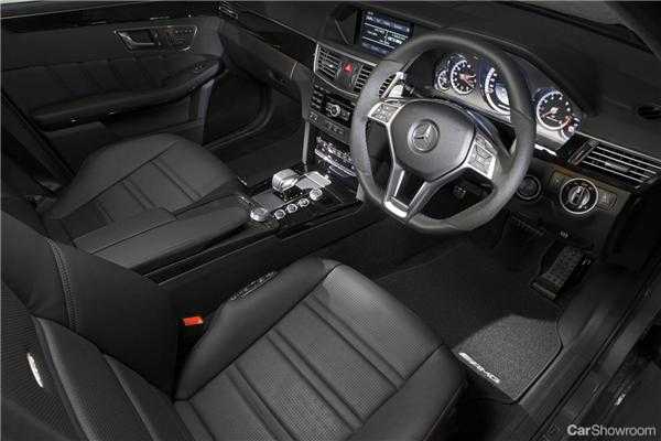2012 MERCEDES-BENZ E63 4D SEDAN AMG