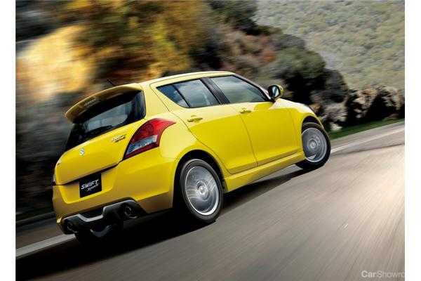 2012 SUZUKI SWIFT 5D HATCHBACK