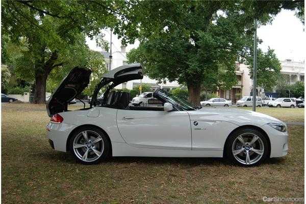 2012 BMW Z4 2D ROADSTER SDRIVE 20I