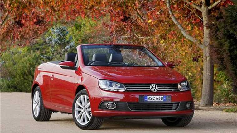 2012 VOLKSWAGEN EOS 2D CONVERTIBLE 103 TDI
