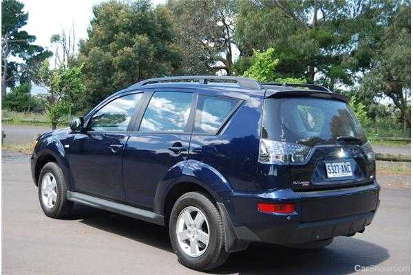 2012 MITSUBISHI OUTLANDER 4D WAGON LS FWD
