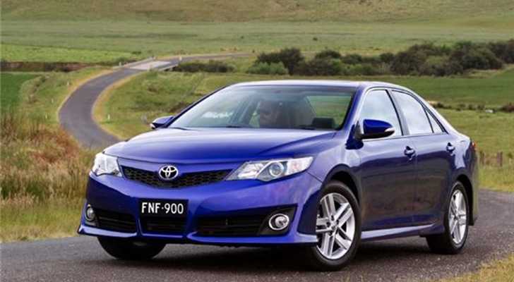 2011 TOYOTA CAMRY