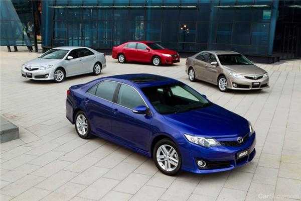 2011 TOYOTA CAMRY