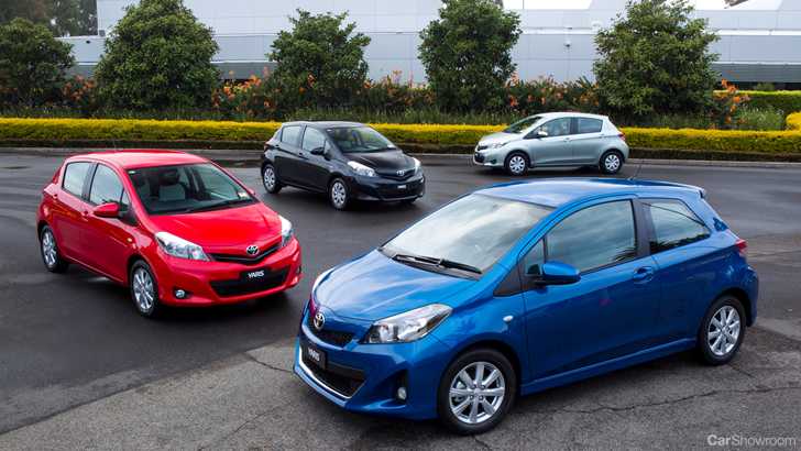 2011 TOYOTA YARIS