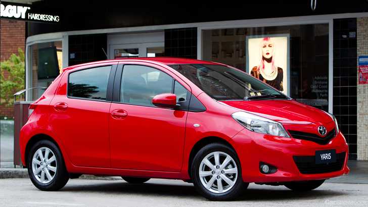 2011 TOYOTA YARIS