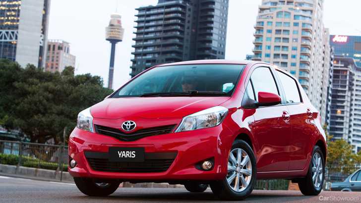 2011 TOYOTA YARIS