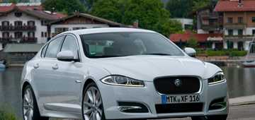 2011 JAGUAR XF 4D SEDAN