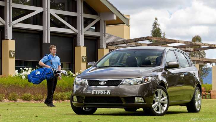 2011 KIA CERATO 5D HATCHBACK SLI