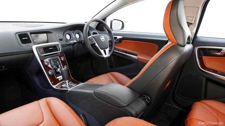 2011 VOLVO V60 4D WAGON T5