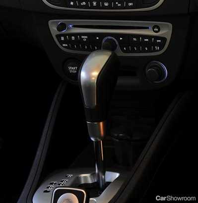2011 RENAULT MEGANE