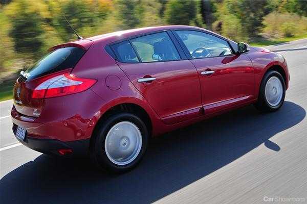 2011 RENAULT MEGANE
