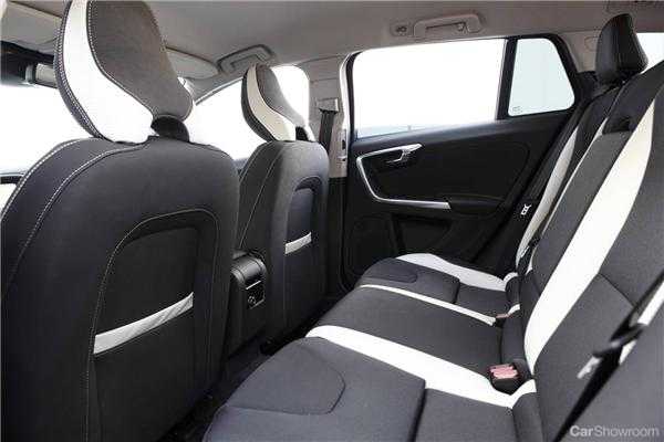 2011 VOLVO V60 4D WAGON T6 R-DESIGN