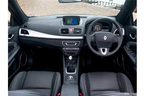2011 RENAULT MEGANE 2D CABRIOLET