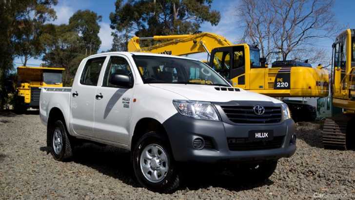 2011 TOYOTA HILUX