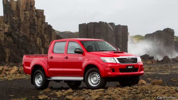 2011 TOYOTA HILUX