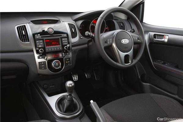 2011 KIA CERATO 2D COUPE