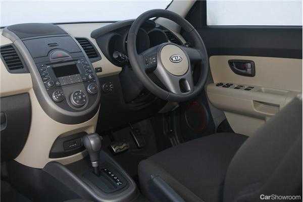 2011 KIA SOUL 5D HATCHBACK