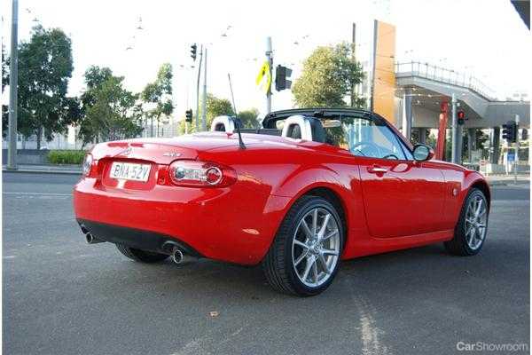 2011 MAZDA MX-5 2D CONVERTIBLE COUPE