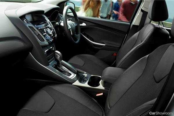 2011 FORD FOCUS