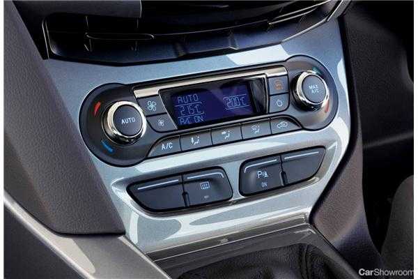 2011 FORD FOCUS