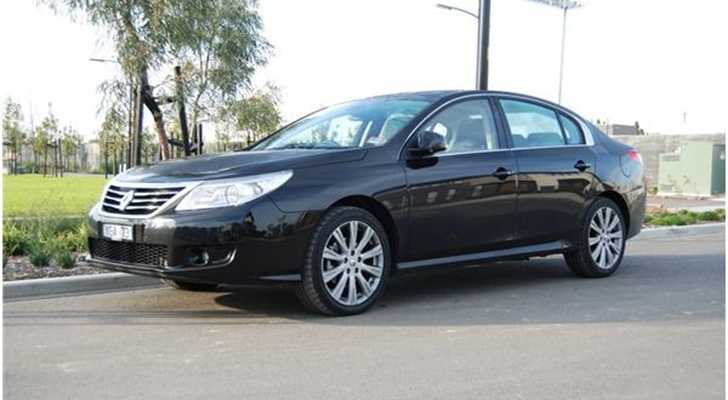 2011 RENAULT LATTITUDE 4D SEDAN 2.5 V6 LUXE