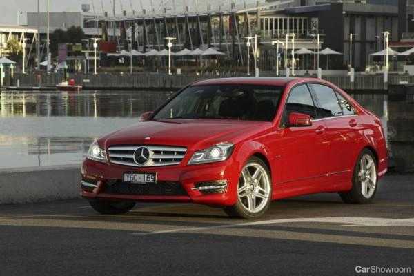 2011 MERCEDES-BENZ C200