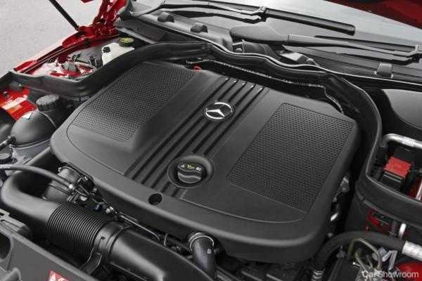 2011 MERCEDES-BENZ C200