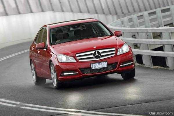 2011 MERCEDES-BENZ C200