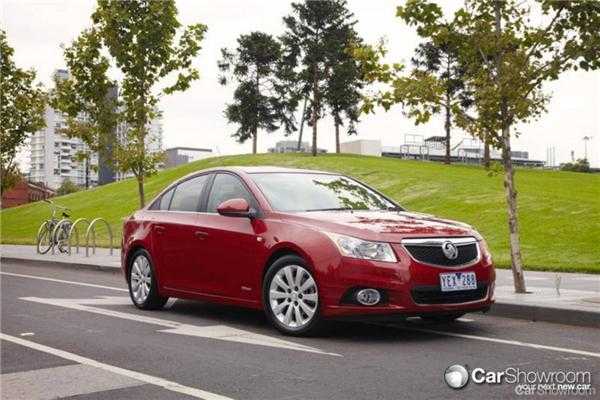 2011 HOLDEN CRUZE 4D SEDAN