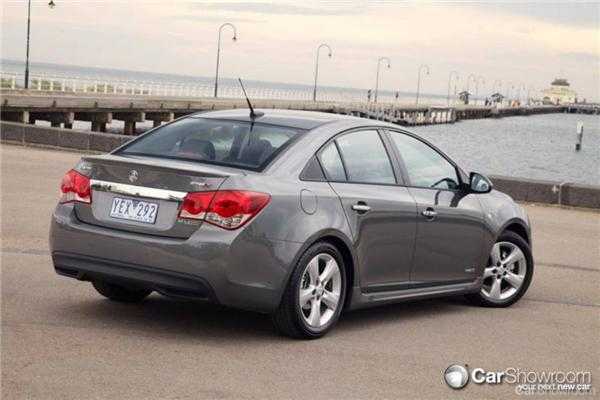 2011 HOLDEN CRUZE 4D SEDAN